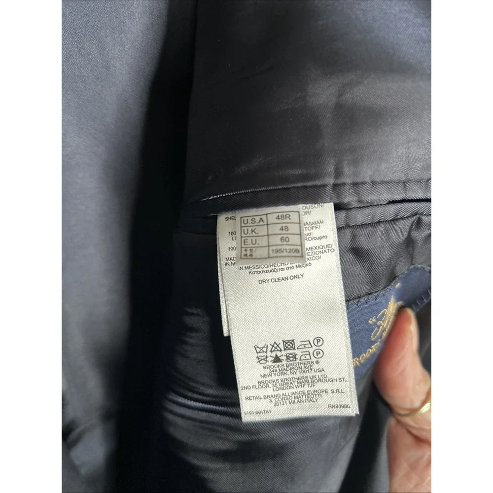 Brooks Brothers 346 Wool Cashmere Blazer Navy Blue Size 48R Gold‎ Buttons